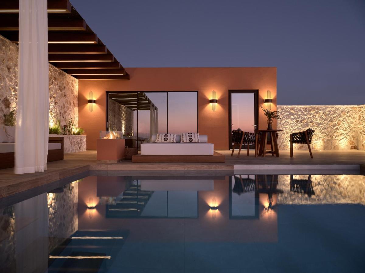 Villa White Springs Retreat à Orthoniaí Extérieur photo
